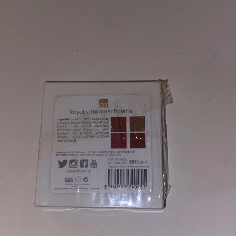 New 4 ORYZA Beauty Royalty Eyeshadow